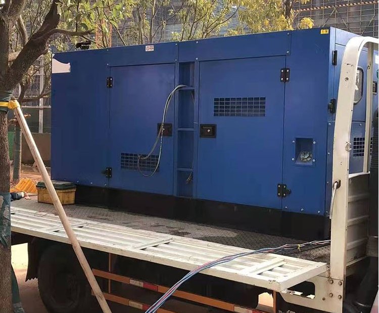 西昌柴油发电机组空气滤清器多久更换一次？