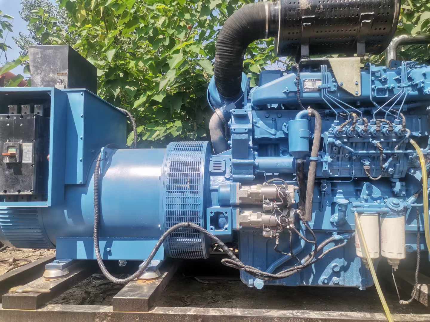 西昌详细说明降低 800kW 柴油发电机输出电流波动的方法